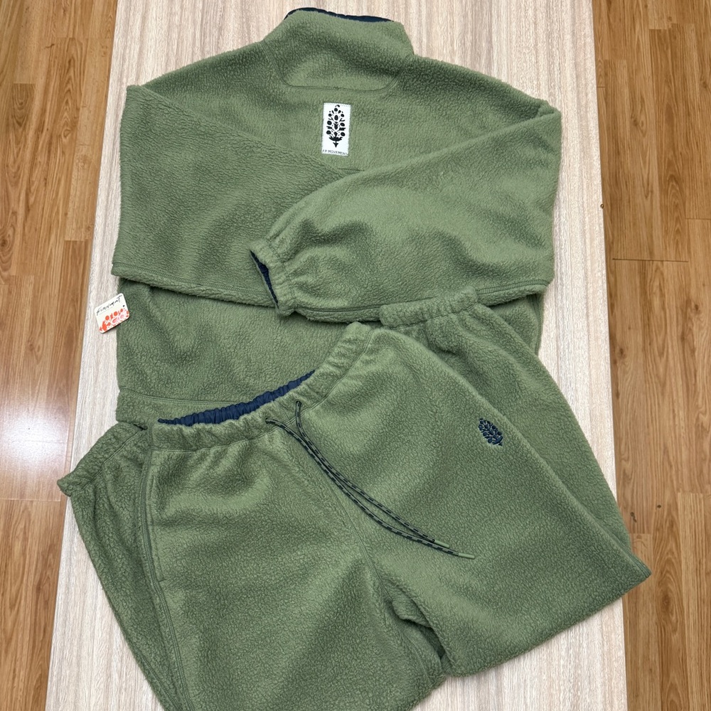 NWT Free People Movement Roll Call Set Fleece Terrain Combo Color Size X-Small - Picture 3 of 16